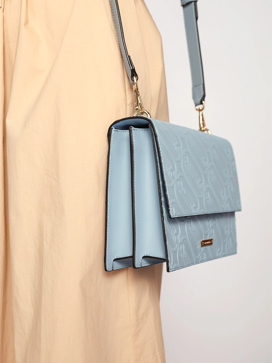 Сумка-сэтчел голубого цвета с орнаментом